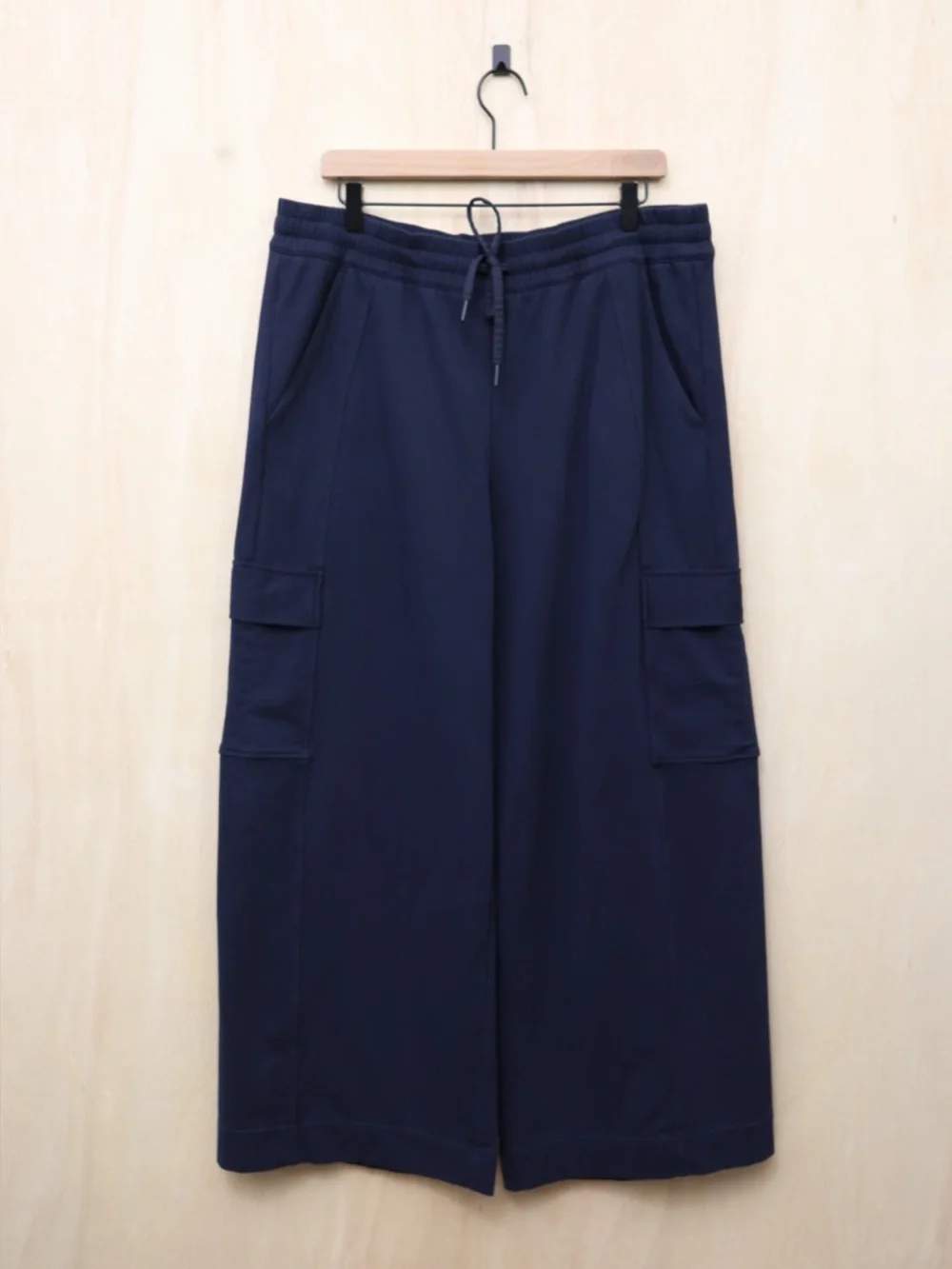Athleta Retroterry High Rise Wide Leg Cargo Pant Navy Blue‎ XL